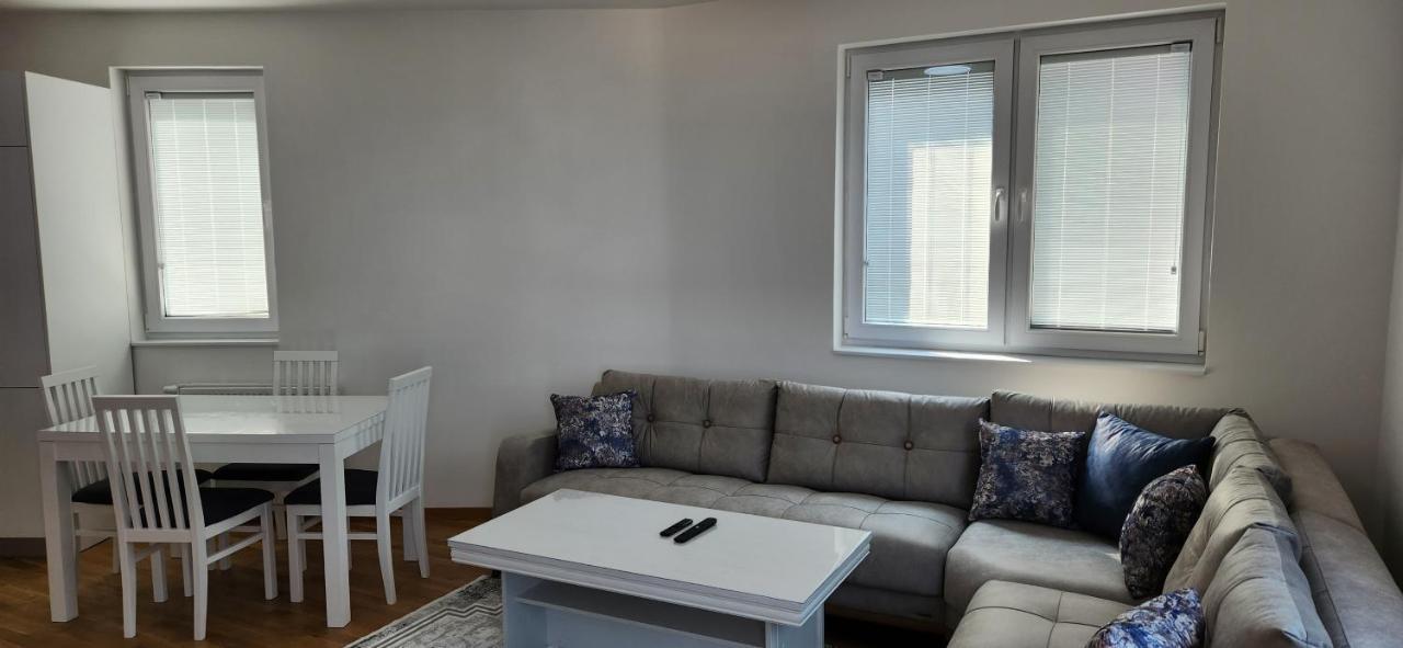 Brand New Two Bedroom And One Living Room Apartment In A Great Location! Sarajevo Exterior photo